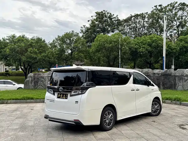 Toyota Wilfa 2023