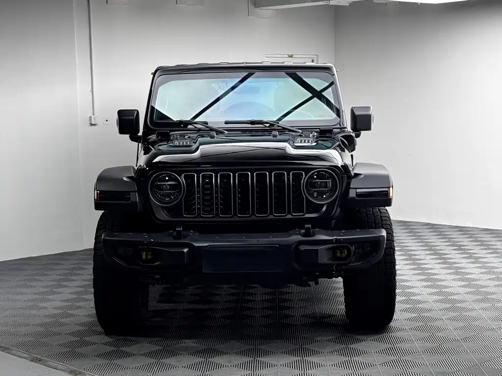 Jeep Wrangler New Energy 2021 — фото 2