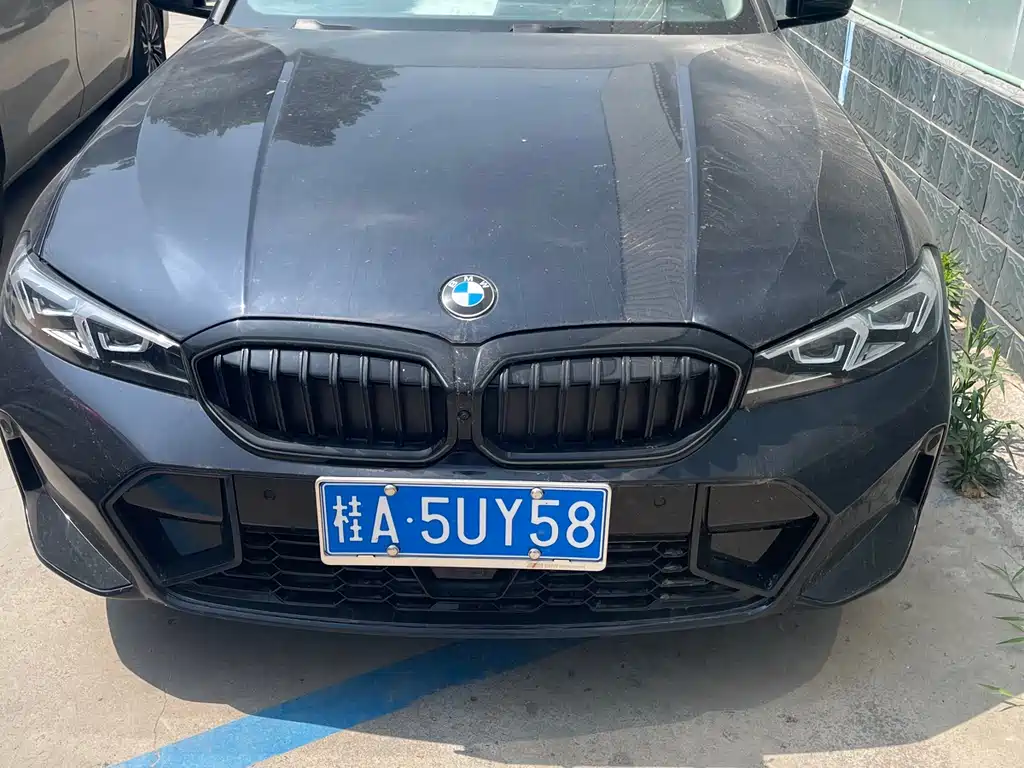 BMW 3 Series 2025 — фото 1