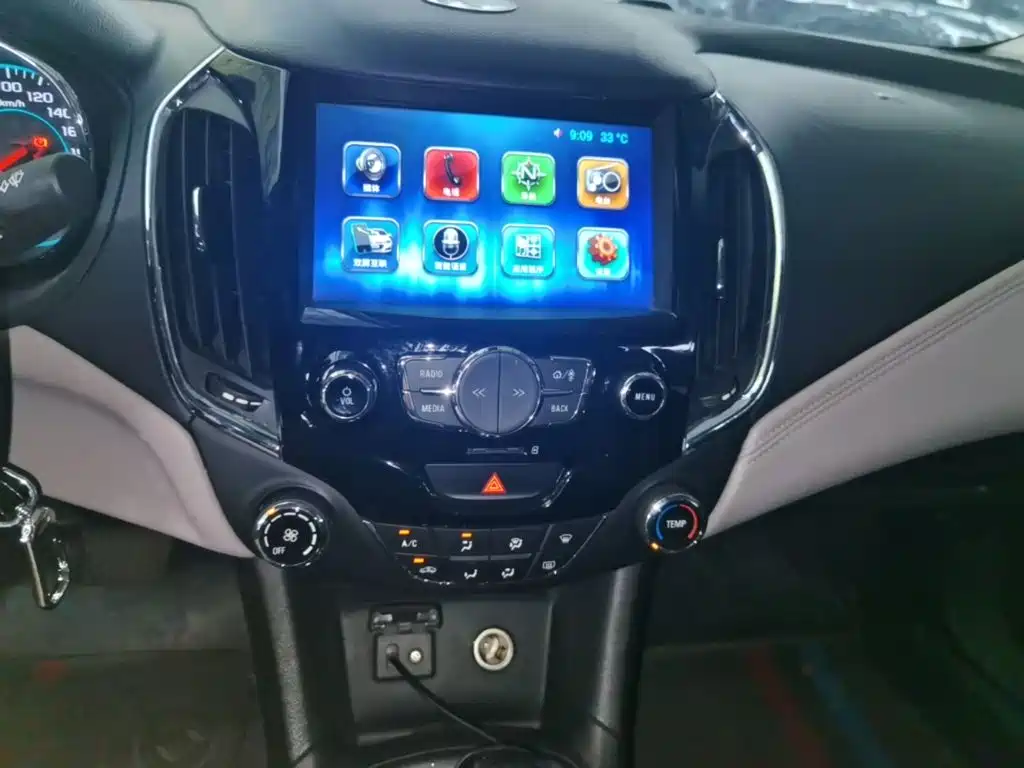 Chevrolet Cruze 2015 — фото 13