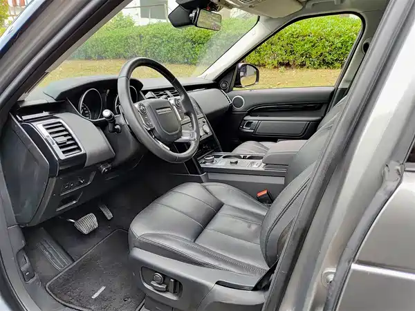 Land Rover Discovery 2017