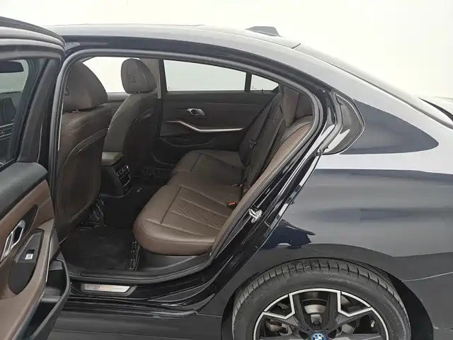 BMW i3 2023 — фото 15