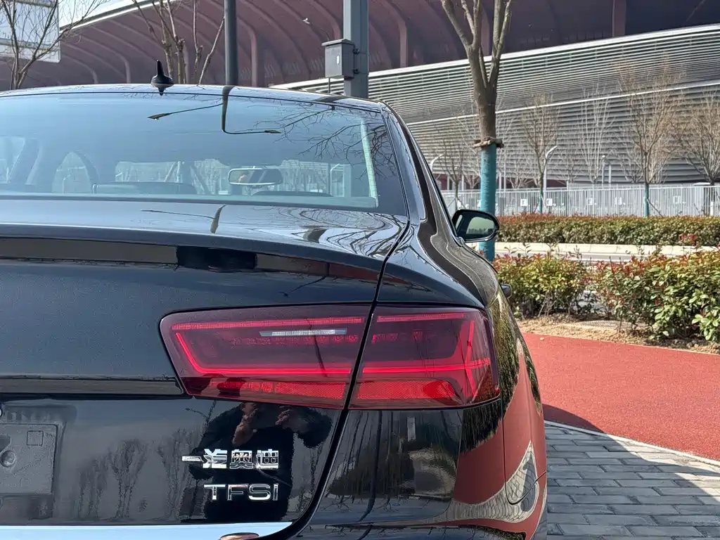 Audi A6L 2016 — фото 30