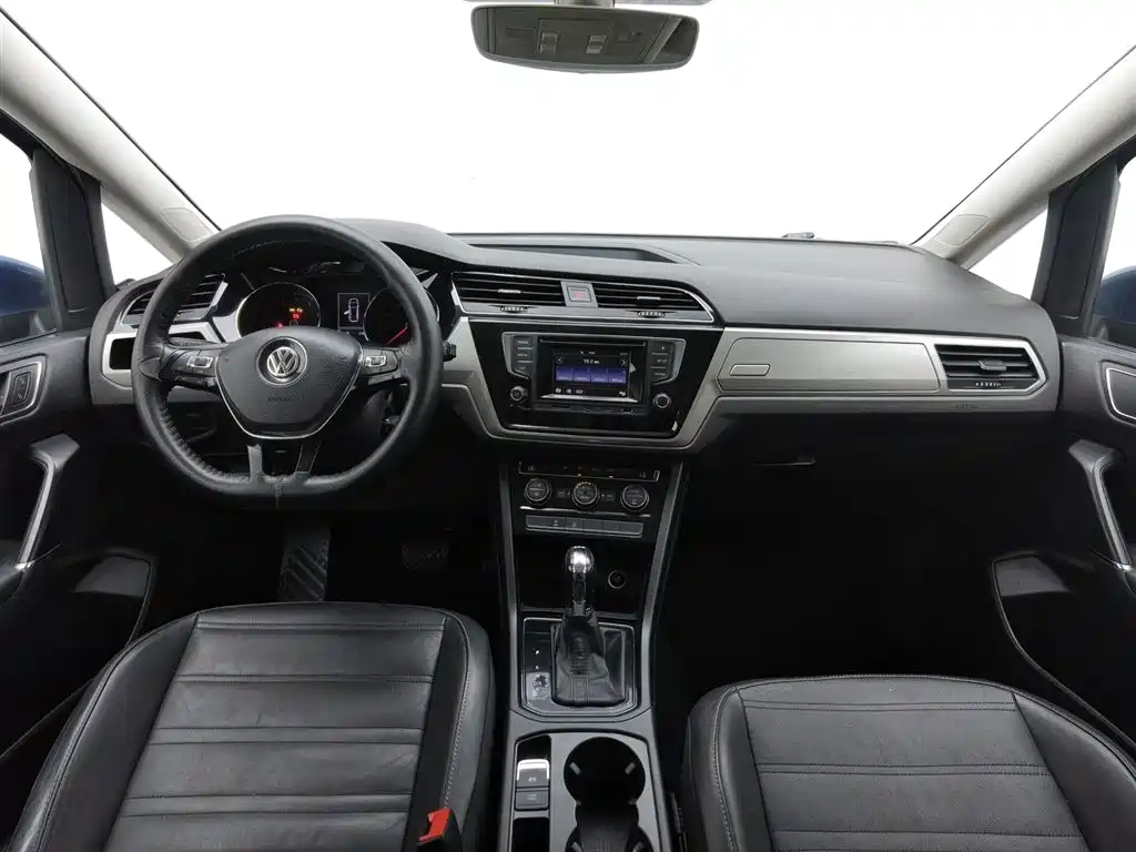 Volkswagen Touran 2016