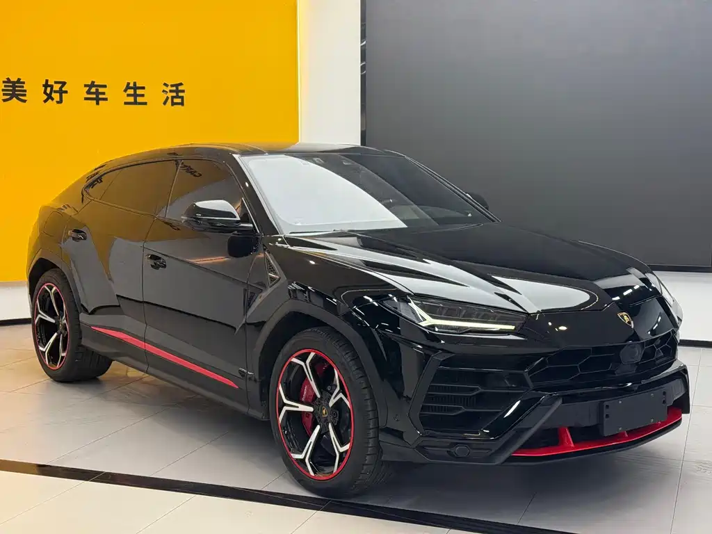 Lamborghini Urus 2022 — фото 3