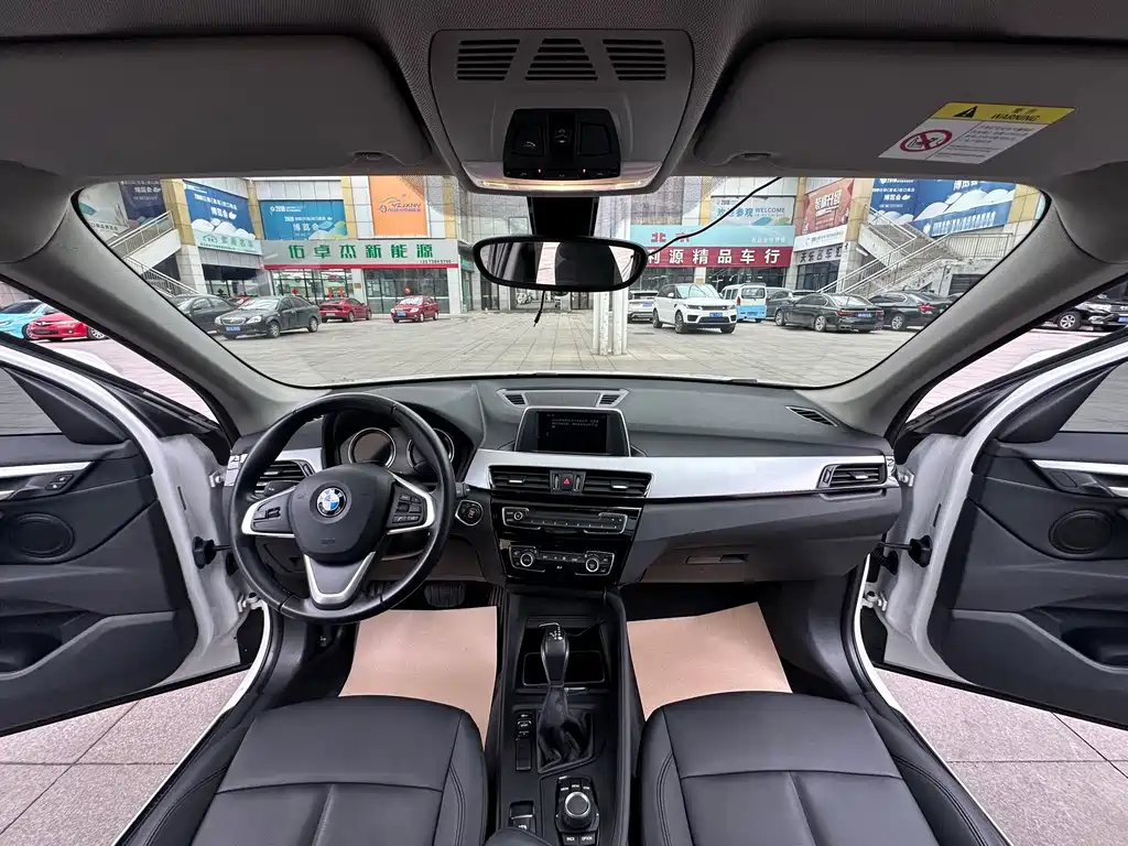 BMW X1 2018 — фото 23