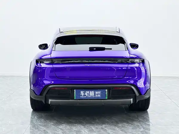 Porsche Taycan 2023