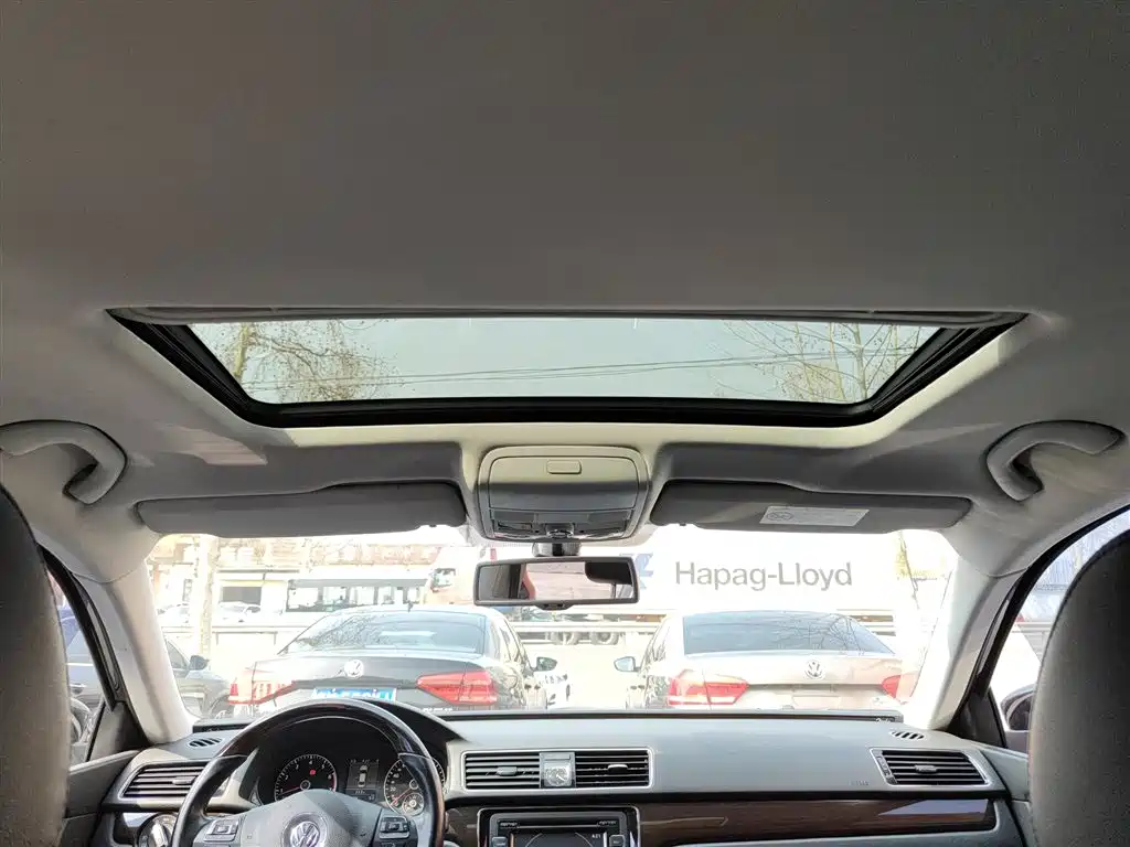 Volkswagen Passat 2015 — фото 18