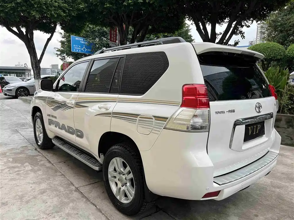 Toyota Prado 2011