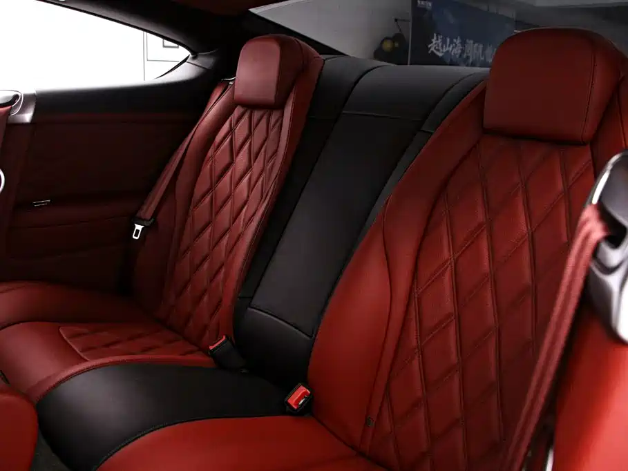 Bentley Continental 2016 — фото 15