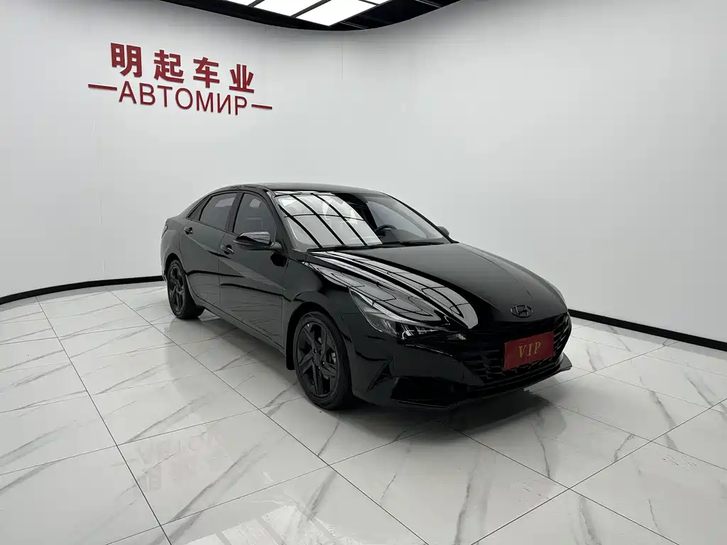 Hyundai Elantra 2022