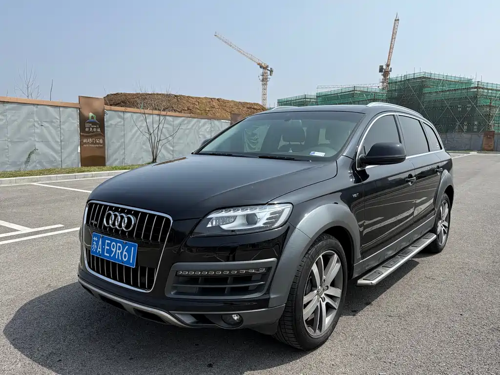 Audi Q7 2016 — фото 1