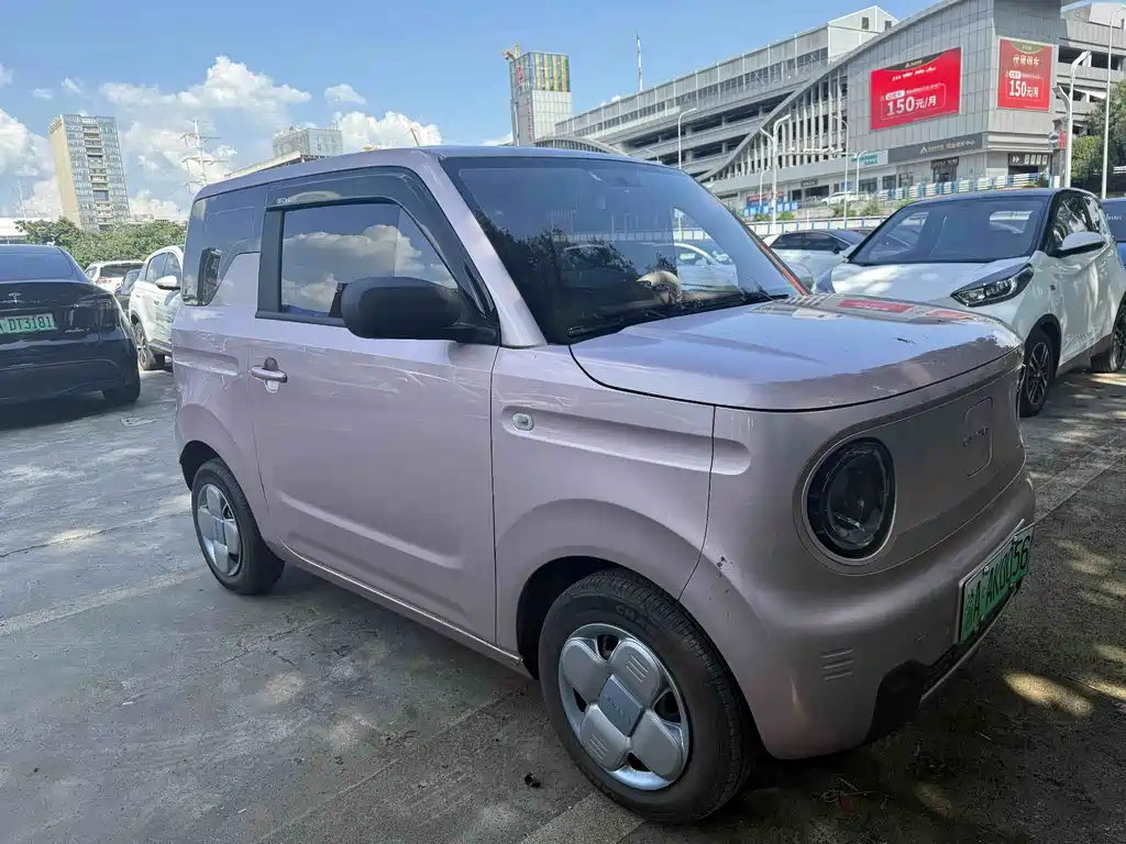 Geely Galaxy Panda 2023