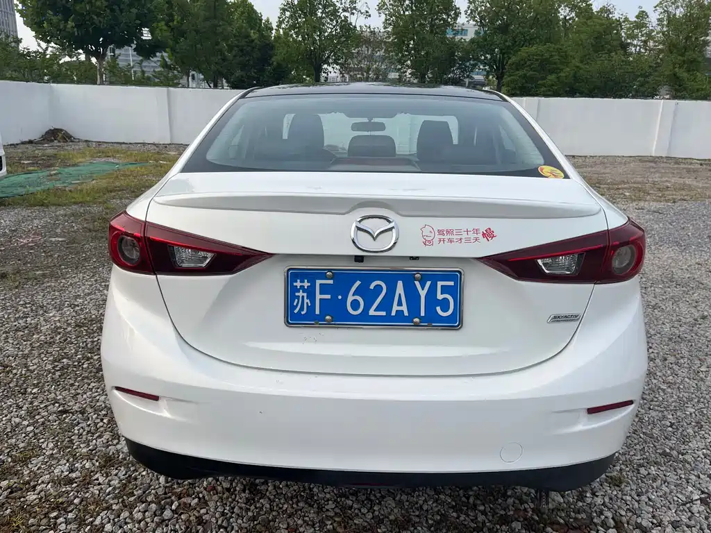 Mazda 3 Angkesela 2016