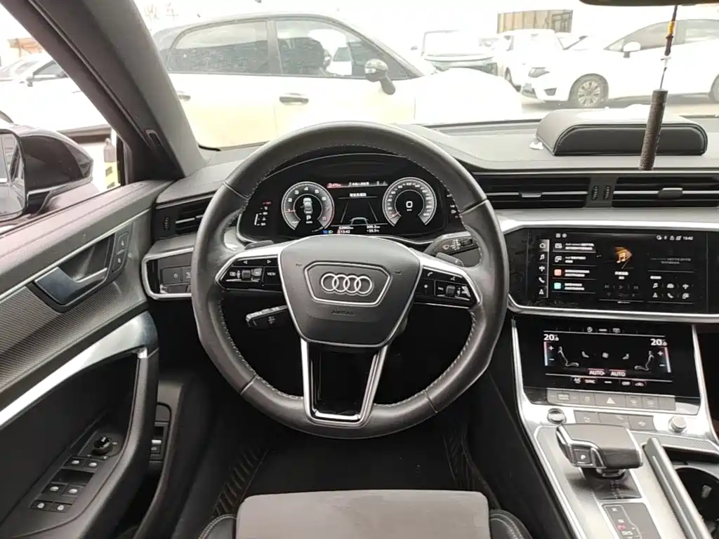 Audi A6L 2021 — фото 11