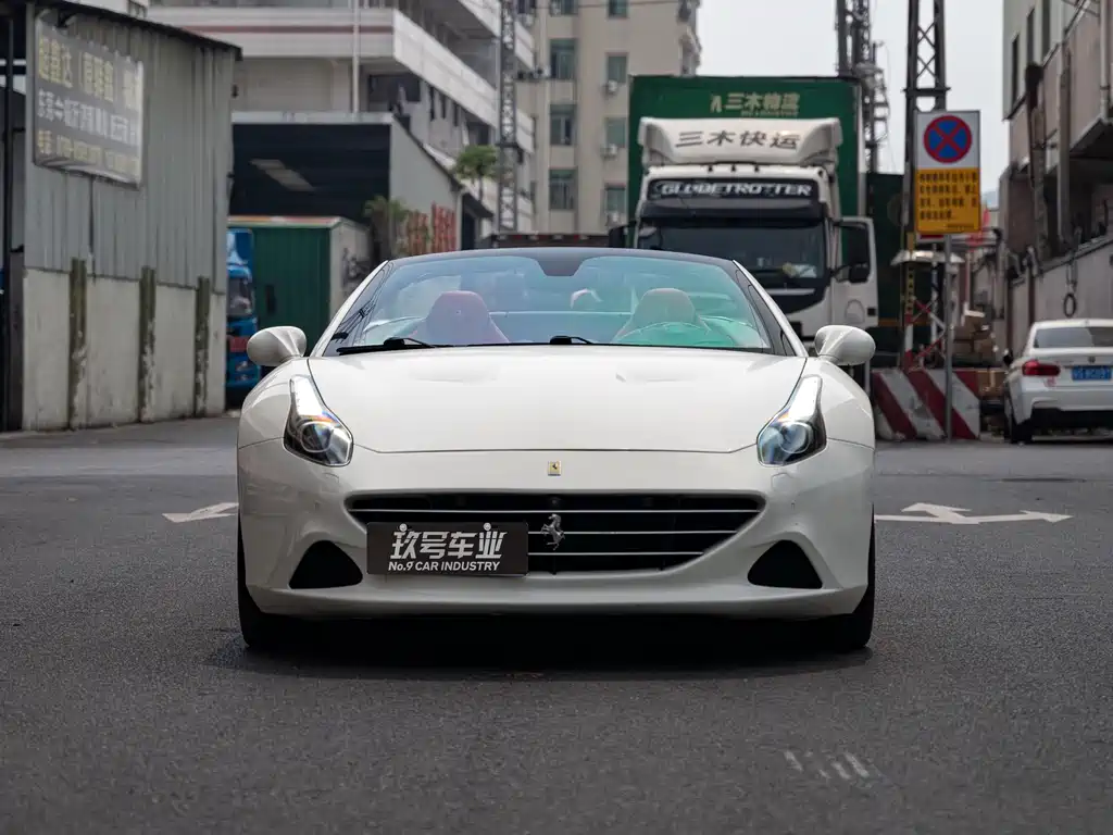 Ferrari California T 2015 — фото 2