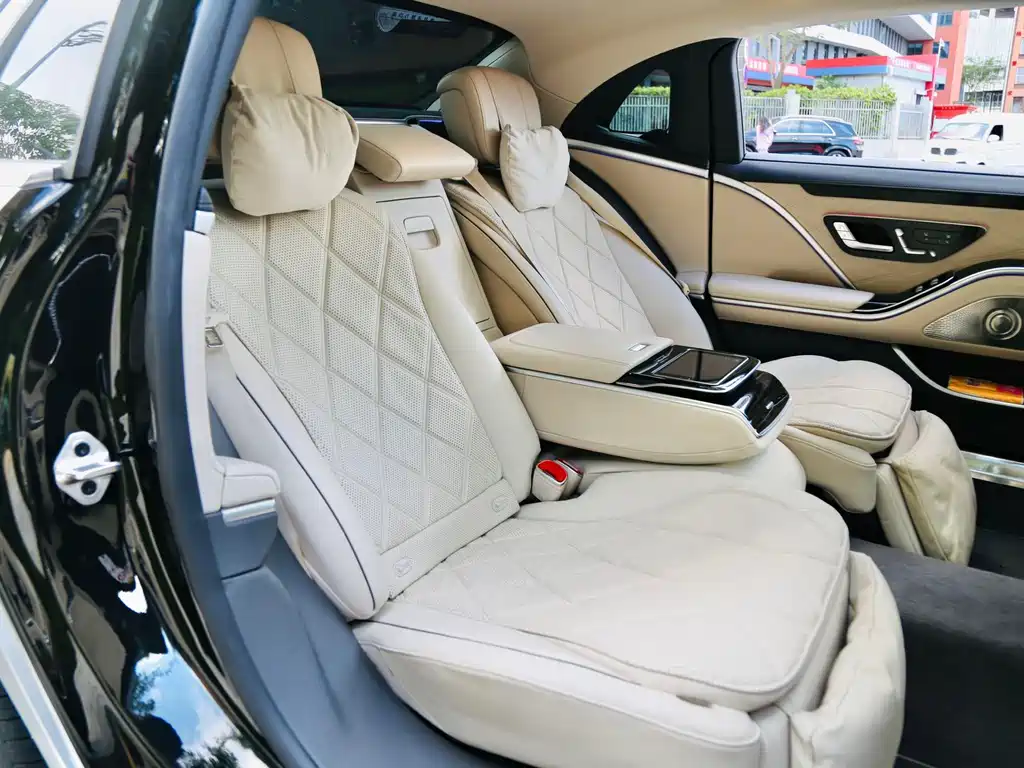 Mercedes-Benz Maybach S-Class 2021