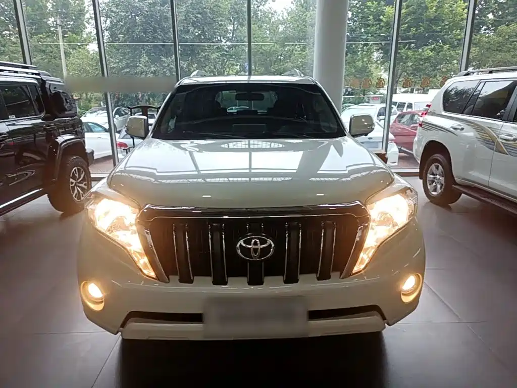 Toyota Prado 2017 — фото 3