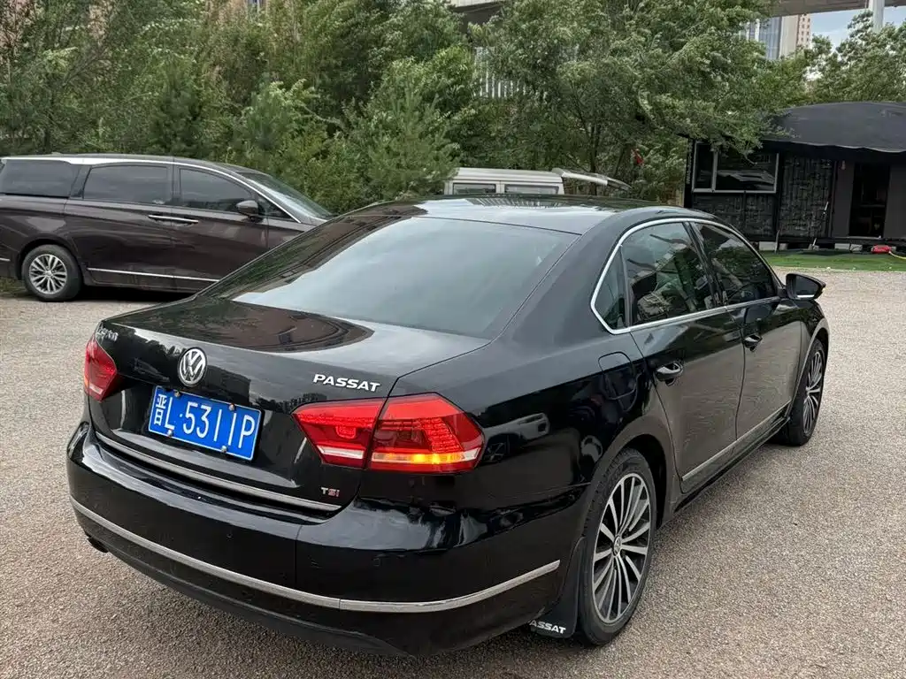 Volkswagen Passat 2013
