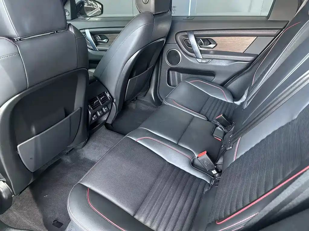 Land Rover Discovery Sport 2021 — фото 10