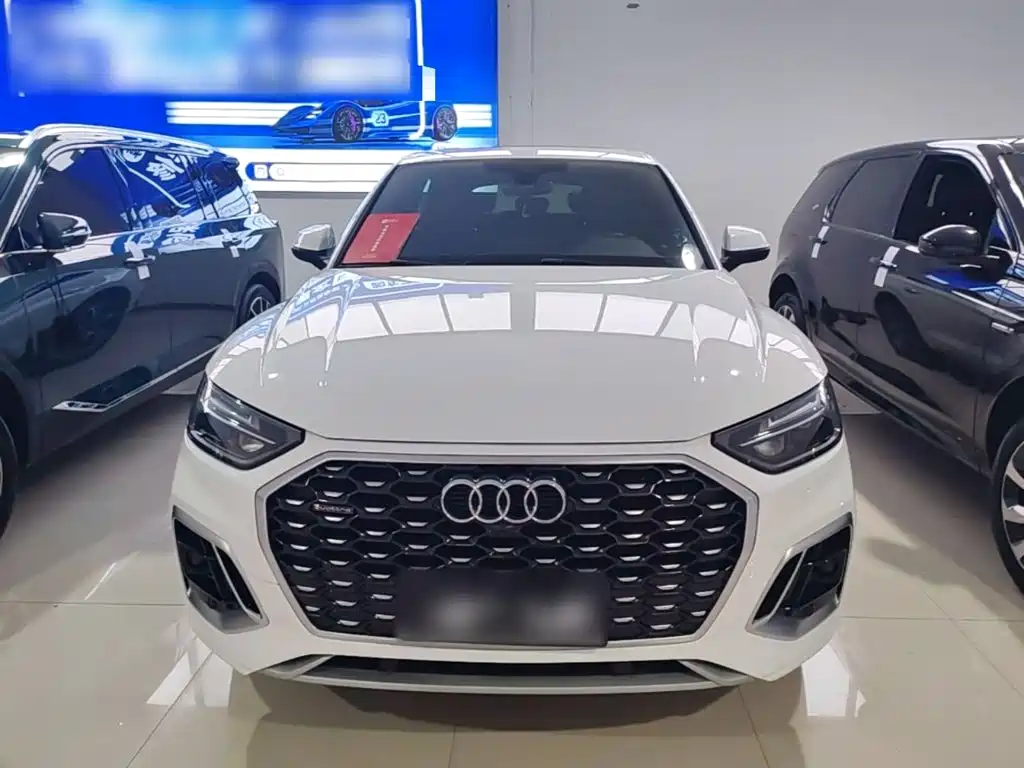 Audi Q5L Sportback 2022 — фото 3