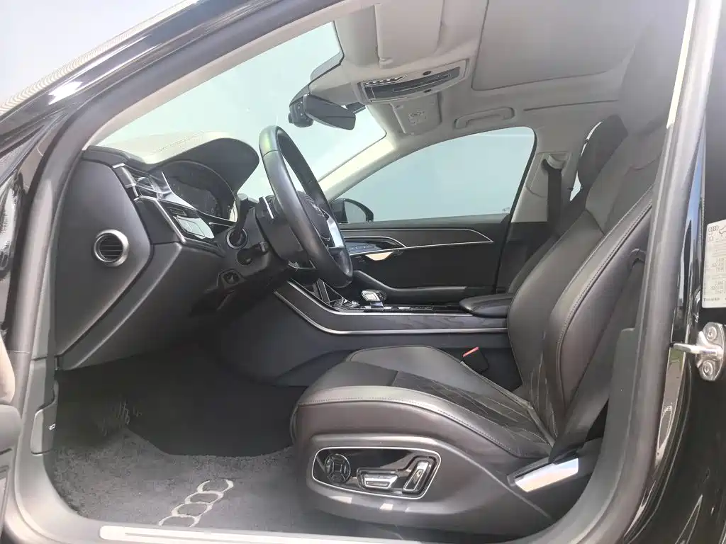 Audi A8 2021