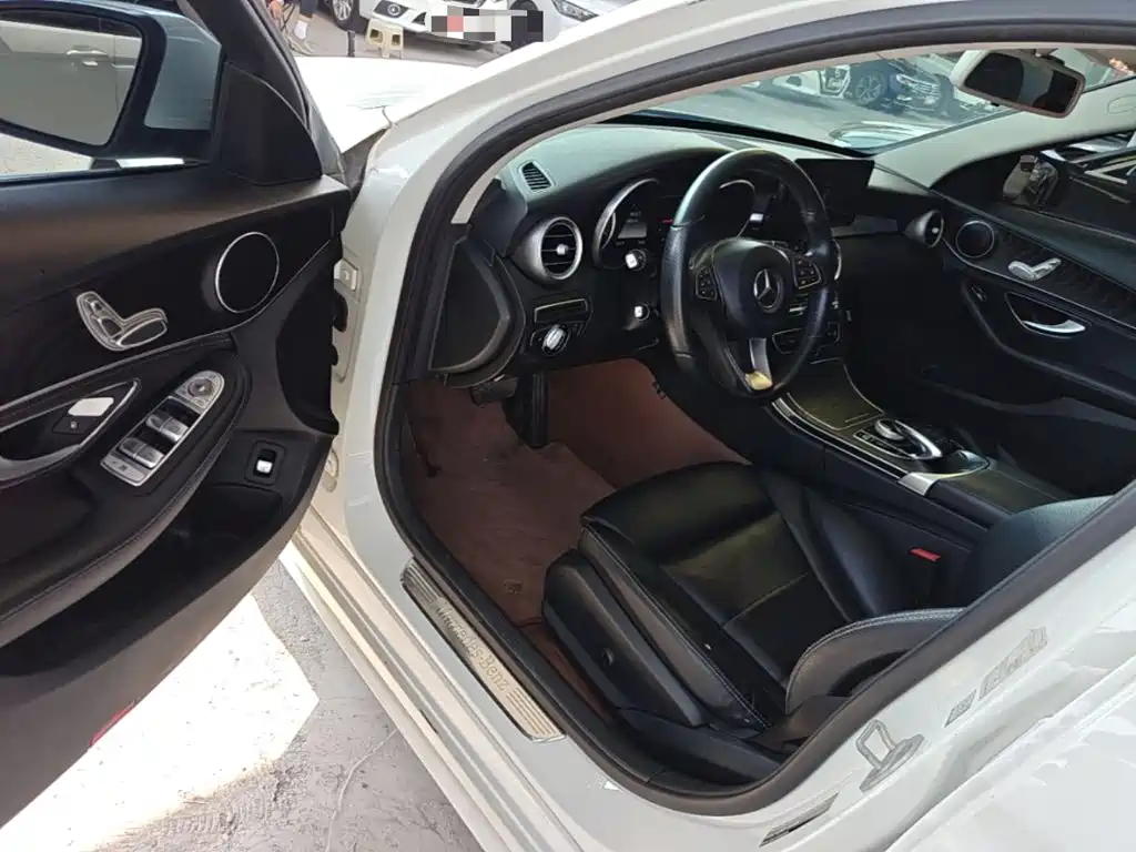 Mercedes-Benz C-Class 2016 — фото 16