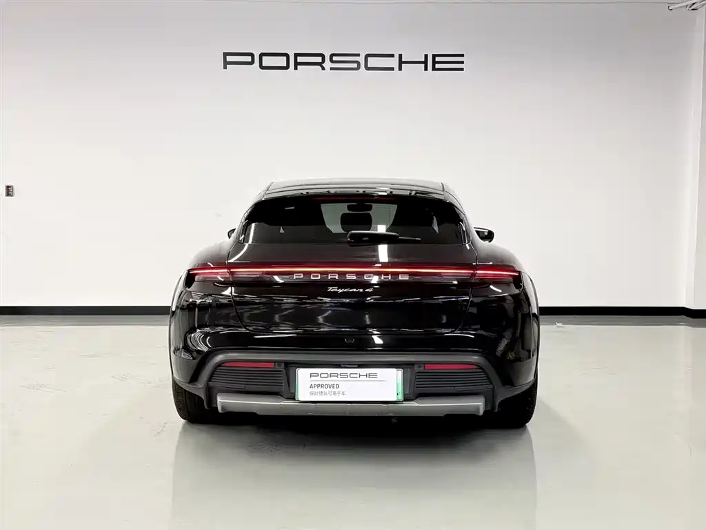 Porsche Taycan 2024 — фото 7