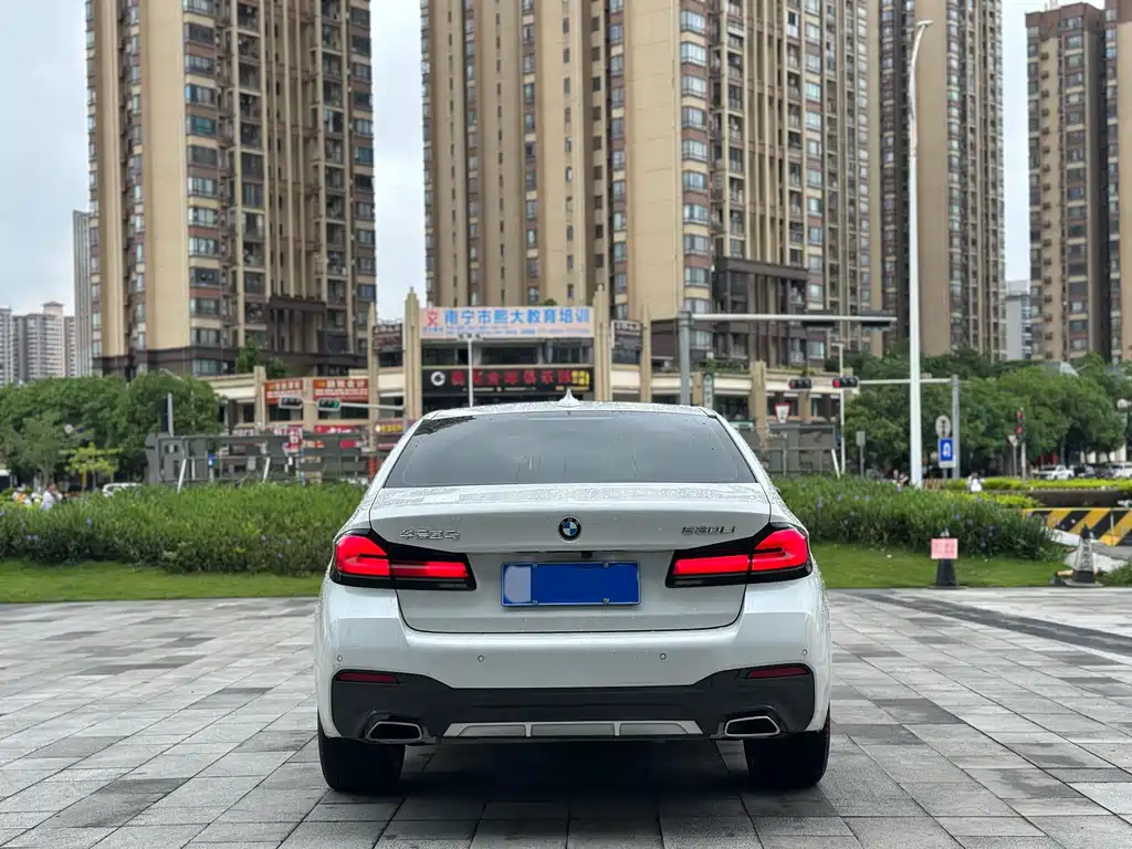 BMW 5 Series 2024