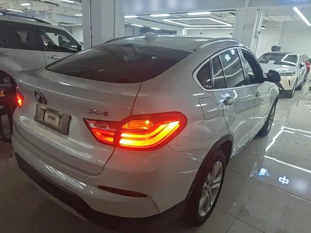 BMW X4 2014 — фото 7