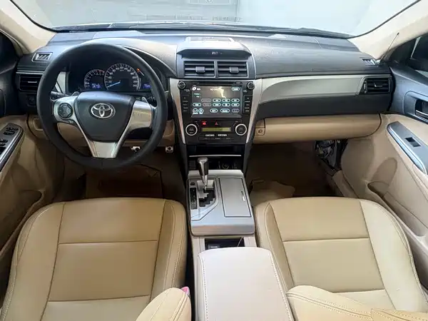 Toyota Camry 2012