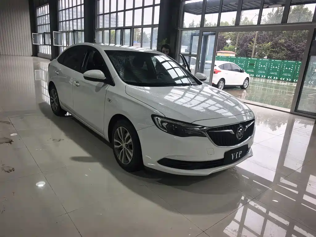 Buick Excelle GT 2018 — фото 10