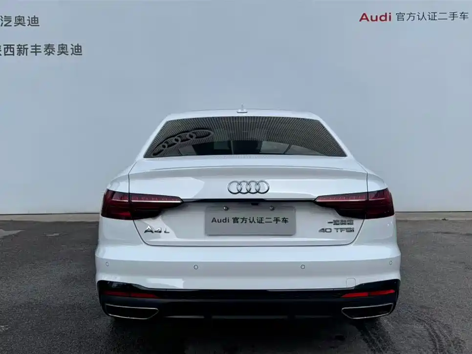 Audi A4L 2022 — фото 26