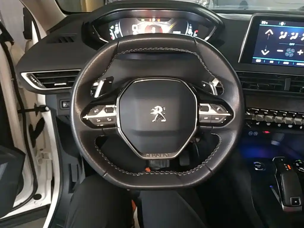 Peugeot 4008 2019 — фото 11