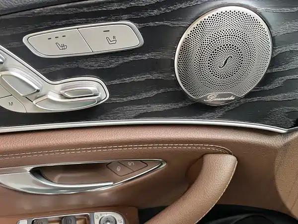 Mercedes-Benz E-Class 2022