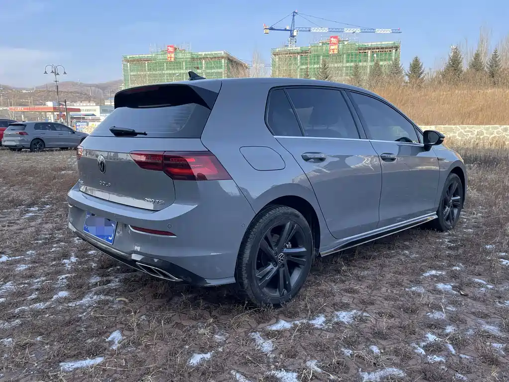 Volkswagen Golf 2024