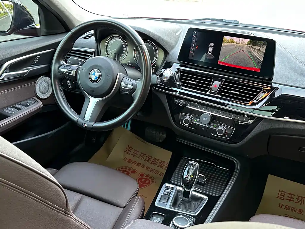 BMW 1 Series 2022 — фото 16