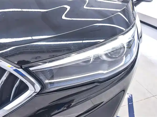 Hongqi H5 2023