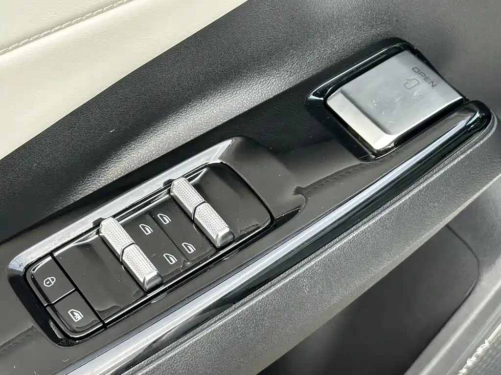 Geely Galaxy L7 2023 — фото 26