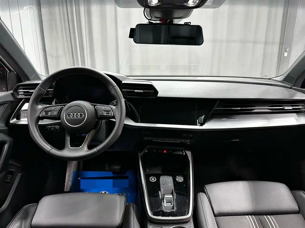 Audi A3 2022 — фото 11