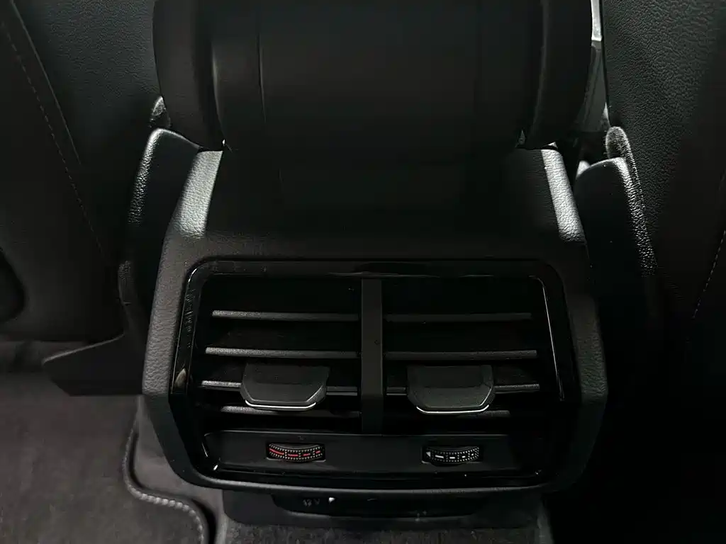 Audi Q3 2023 — фото 17