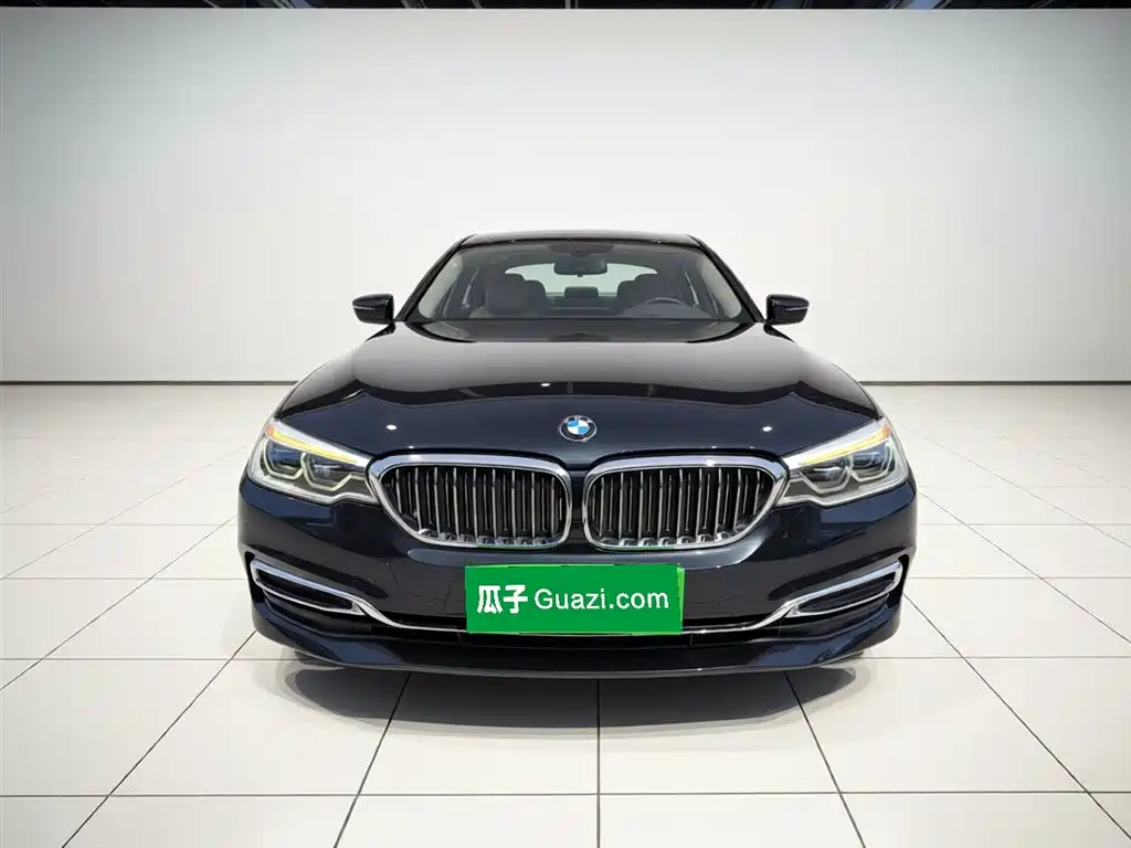 BMW 5 Series 2020 — фото 3