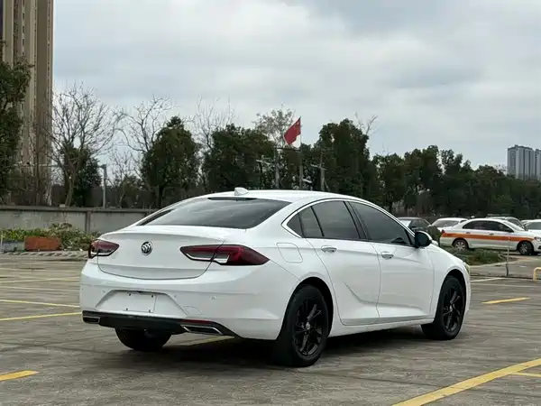 Buick Regal 2020