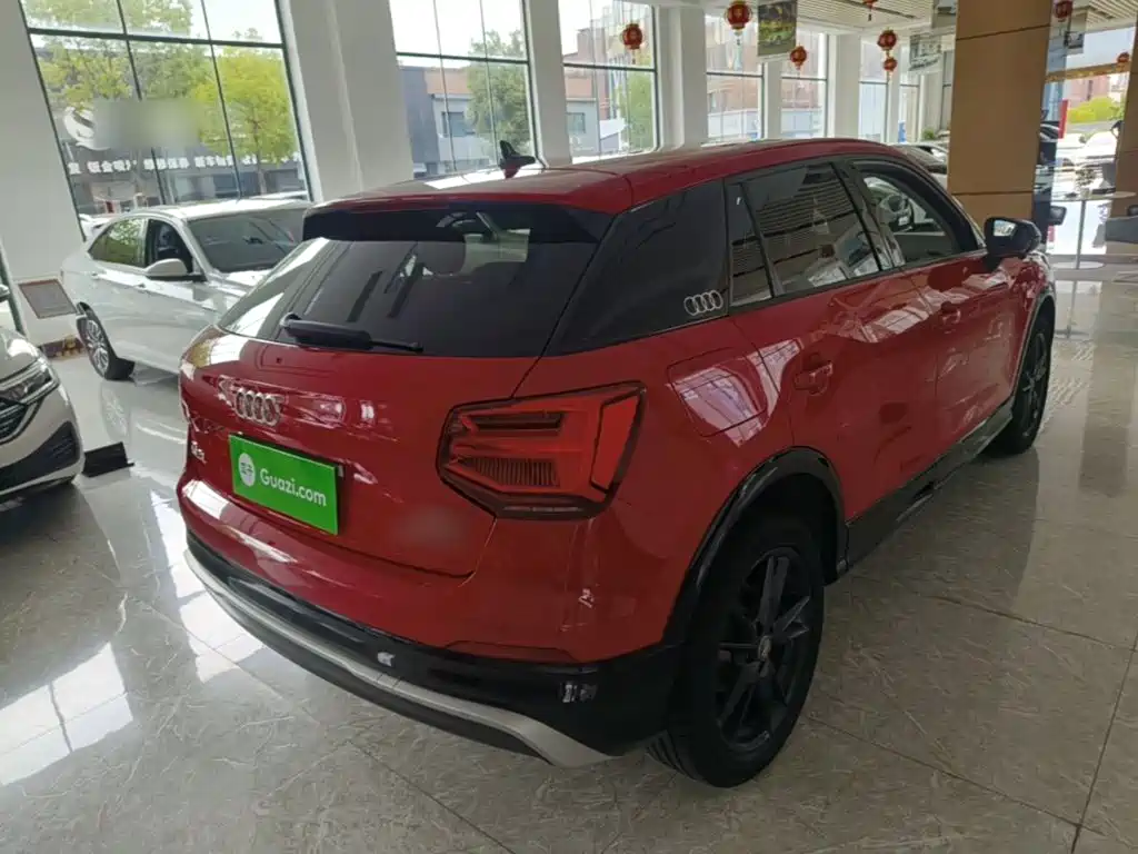 Audi Q2L 2021