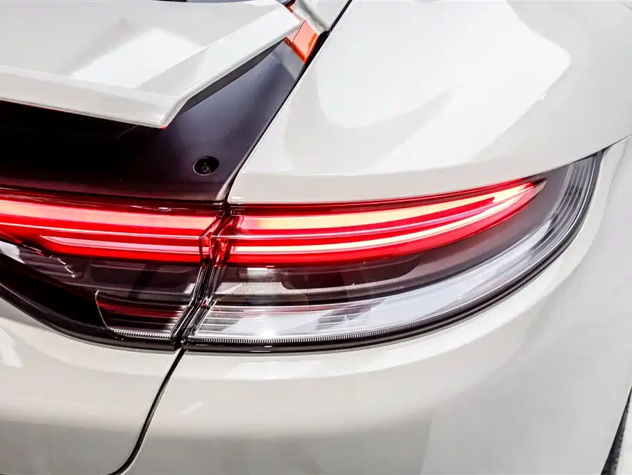 Porsche Panamera 2021 — фото 36