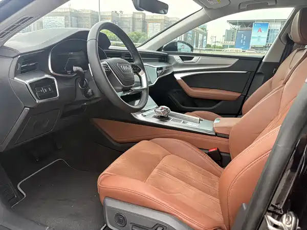 Audi A7L 2024