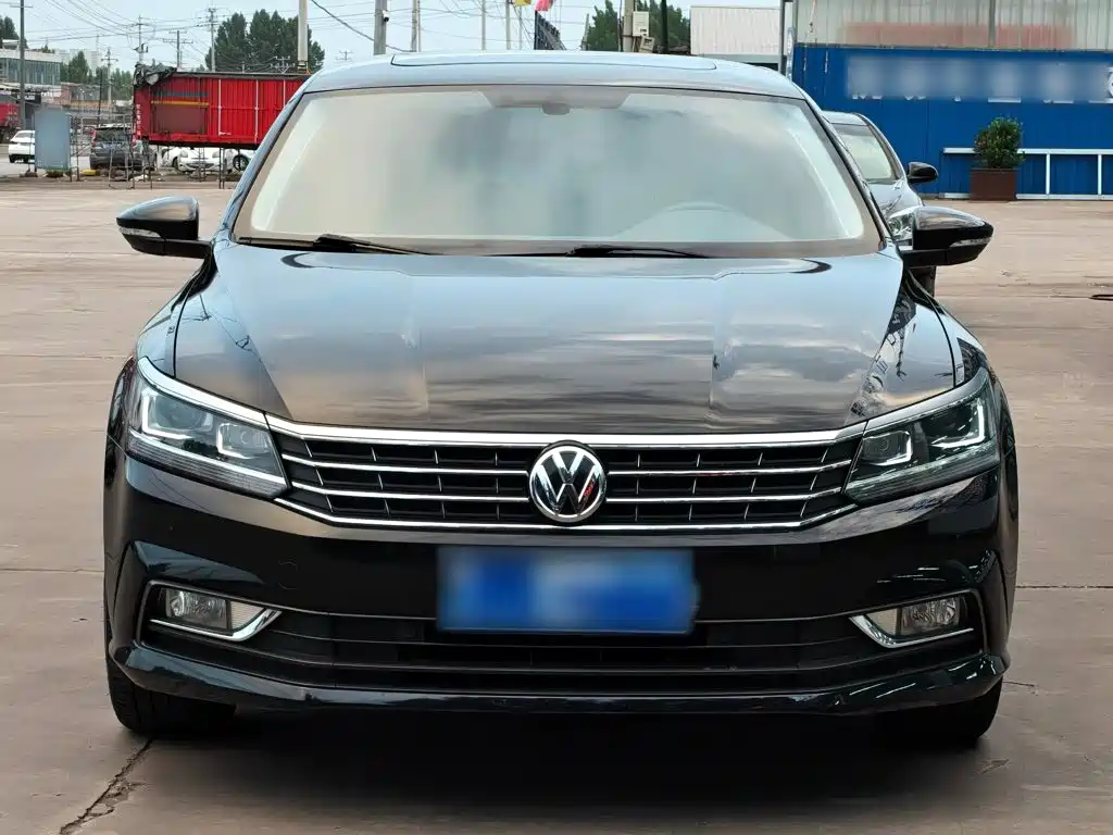 Volkswagen Passat 2019 — фото 8