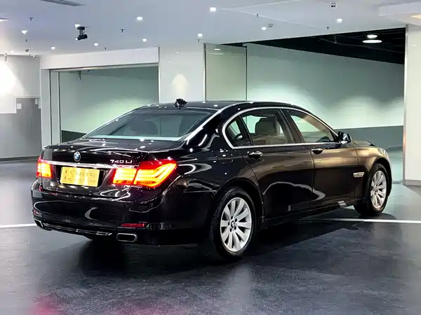 BMW 7 Series 2009