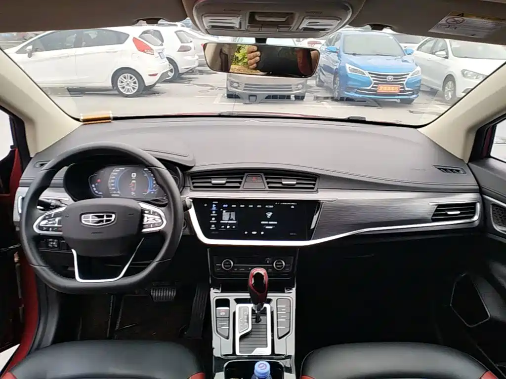 Geely Emgrand GS 2020 — фото 10