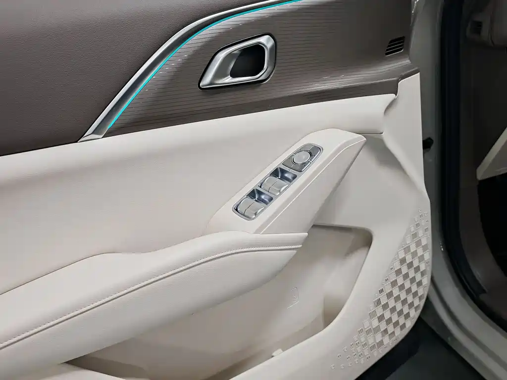 Haval Xiaolong MAX 2025 — фото 14